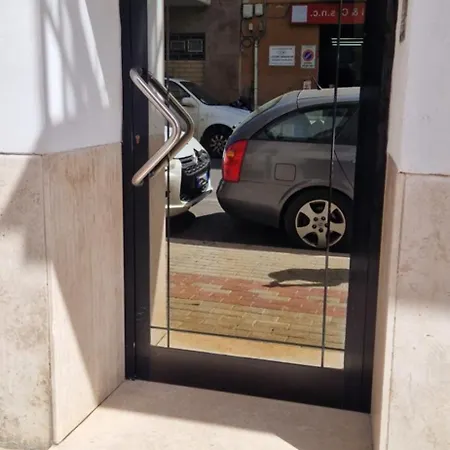 Md House 2.0. 3* Civitavecchia
